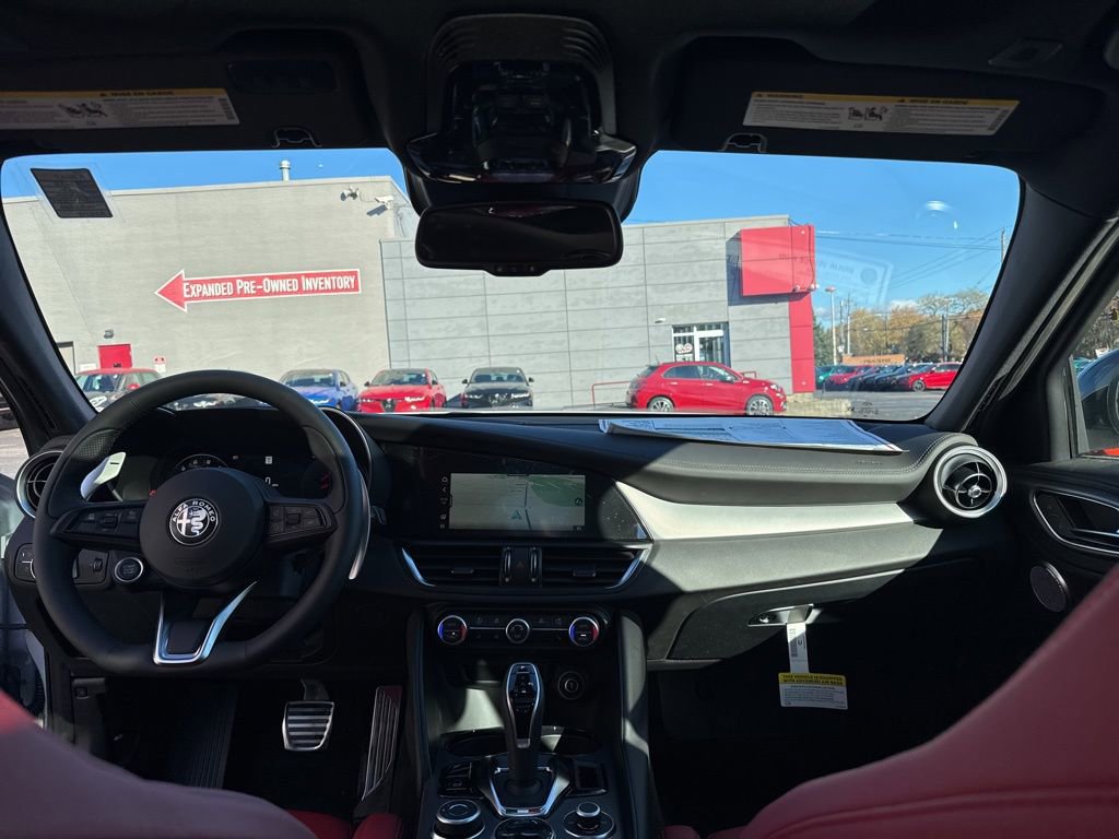 New 2025 Alfa Romeo Giulia AWD image 14