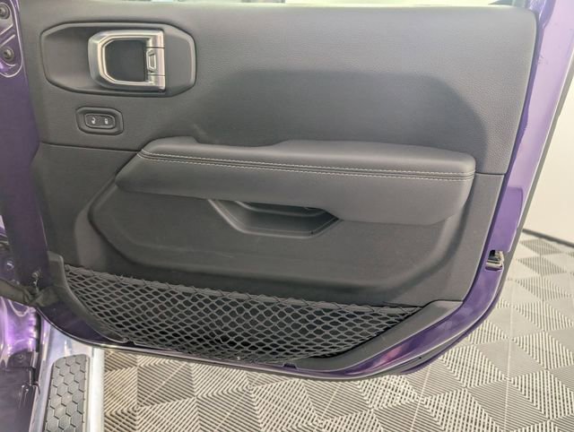 Used 2023 Jeep Wrangler Unlimited Sahara w/ Cold Weather Group image 32