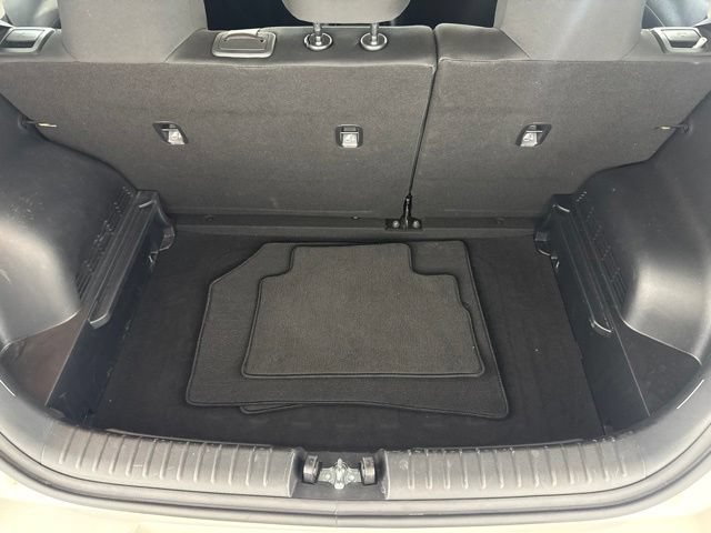 Certified 2025 Kia Soul LX FWD image 27