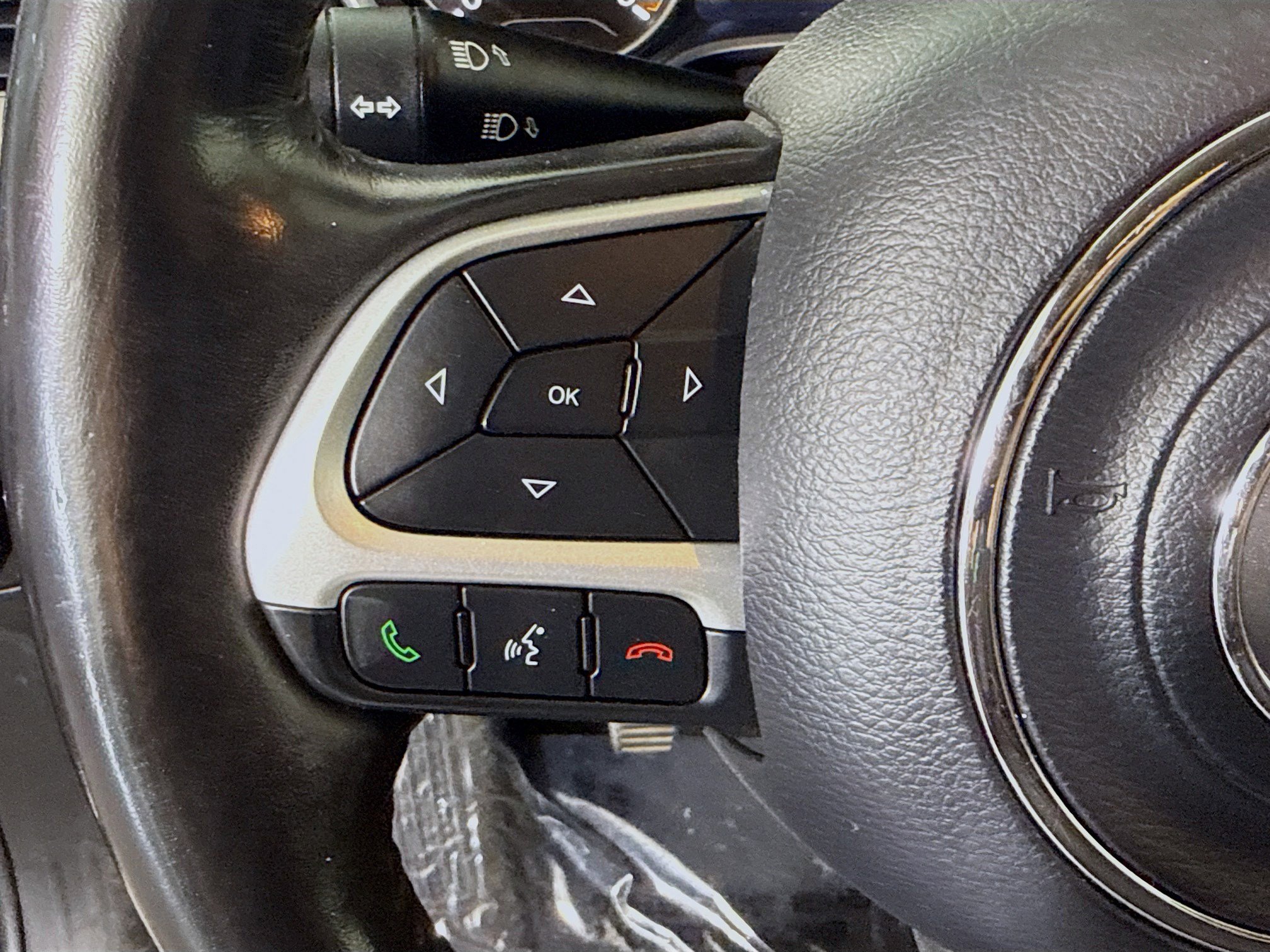 Used 2019 Jeep Compass Sport w/ Cold Weather Group image 14