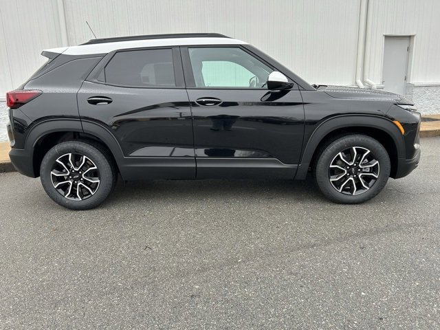 New 2025 Chevrolet TrailBlazer ACTIV w/ Convenience Package image 2