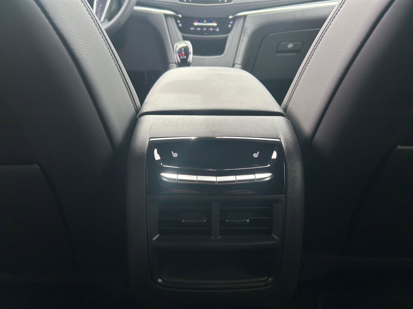 New 2026 Cadillac XT5 Sportv w/ LPO, Floor Liner Package image 16