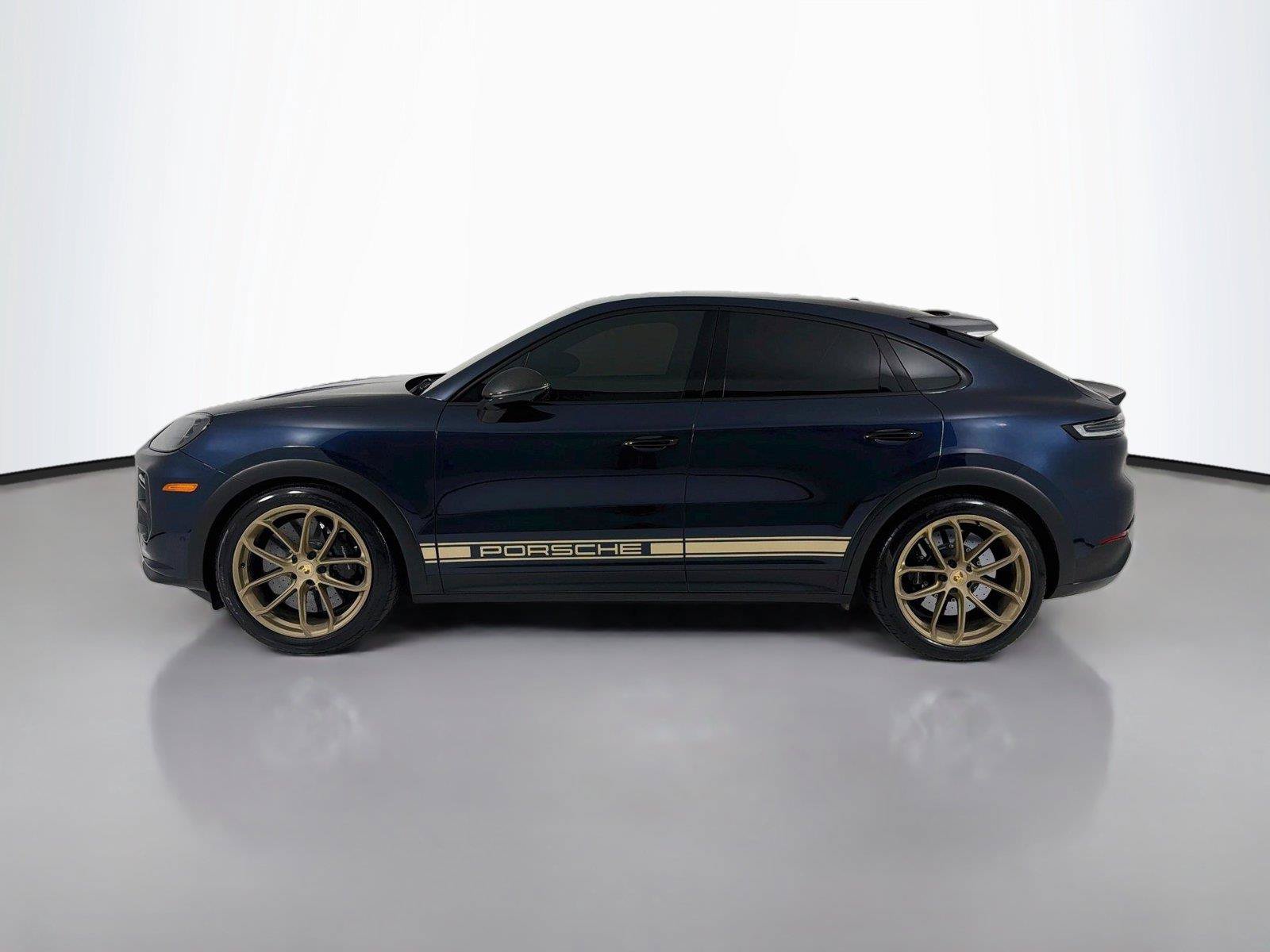Used 2024 Porsche Cayenne Turbo GT AWD/4WD image 2