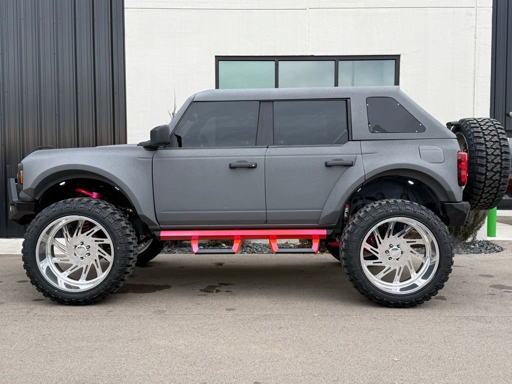 Used 2021 Ford Bronco 4-Door image 2