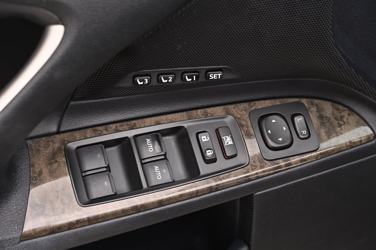 Used 2012 Lexus IS 350C w/ Luxury Pkg RWD image 31