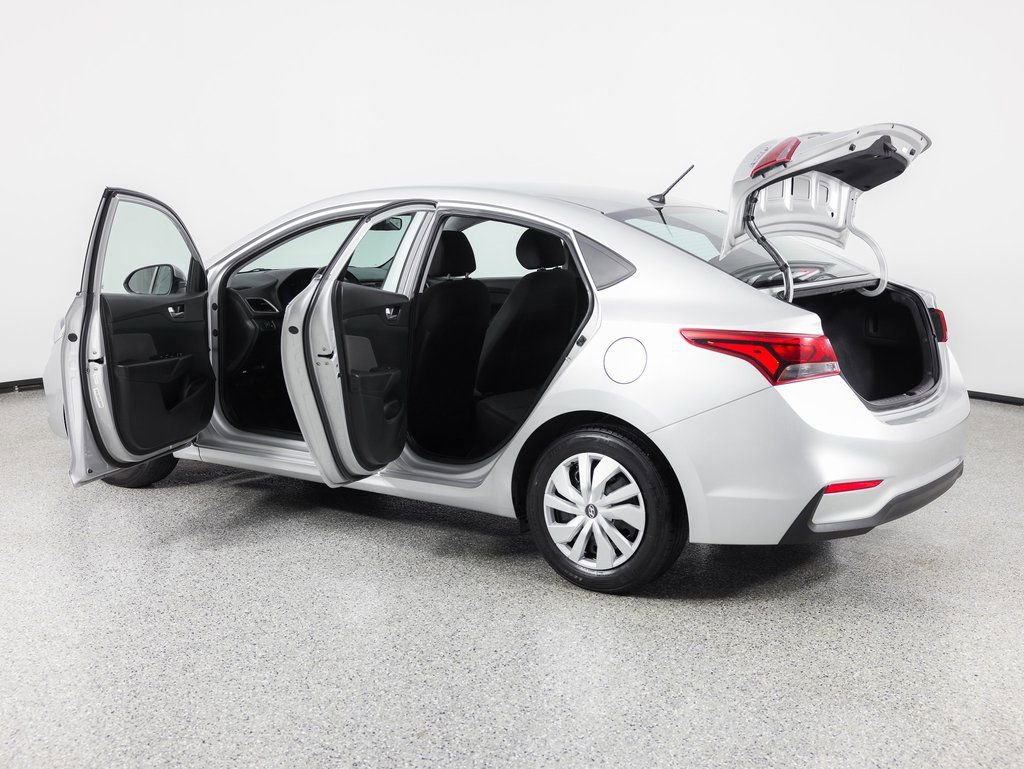 Used 2018 Hyundai Accent SE image 13