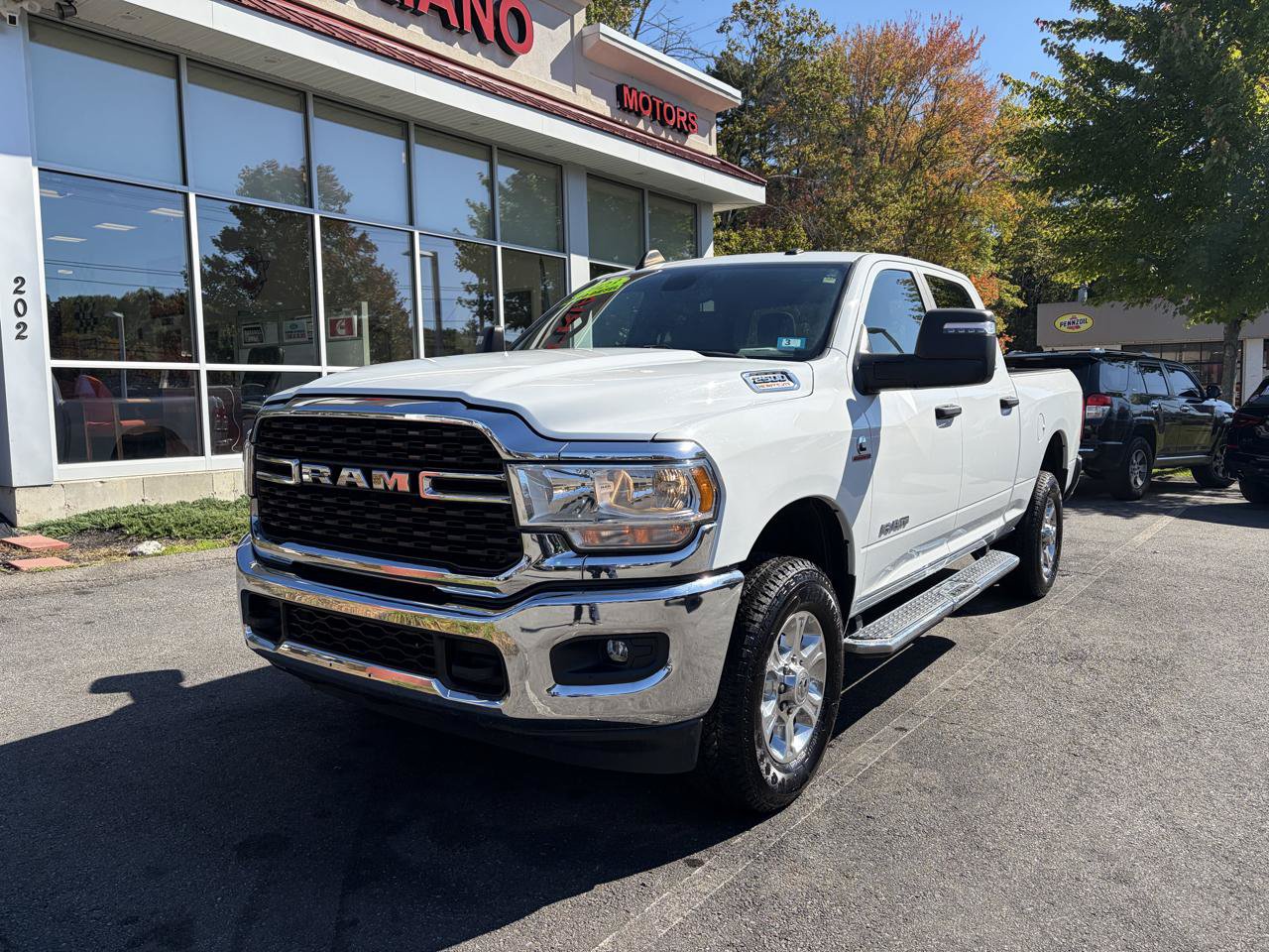 Used 2023 RAM 2500 Big Horn w/ Level 1 Equipment Group AWD/4WD image 2