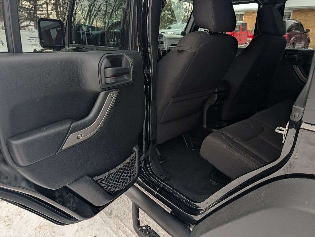 Used 2014 Jeep Wrangler Unlimited Sport w/ Quick Order Package 24S image 29