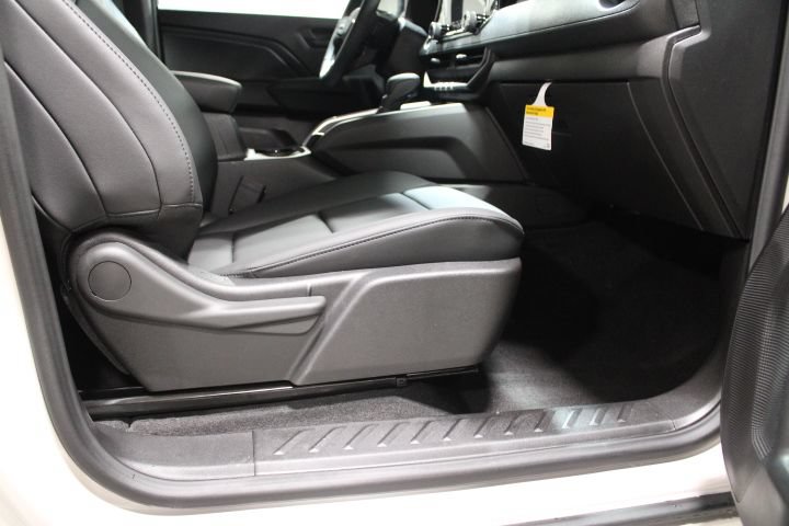 New 2026 Chevrolet Colorado Trail Boss AWD/4WD image 23