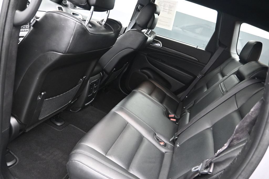 Used 2021 Jeep Grand Cherokee Laredo RWD image 20