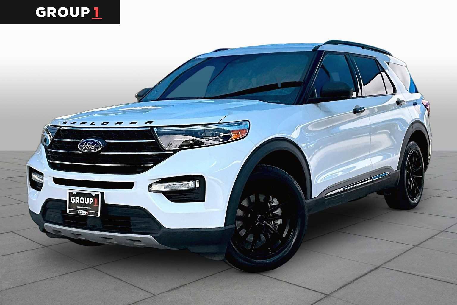 Used 2020 Ford Explorer XLT w/ Equipment Group 202A AWD/4WD image 1