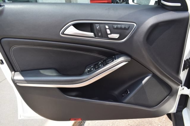 Used 2019 Mercedes-Benz GLA 250 4MATIC image 18
