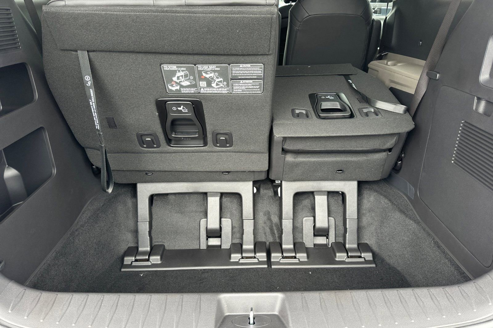 New 2026 Kia Carnival LXS image 16