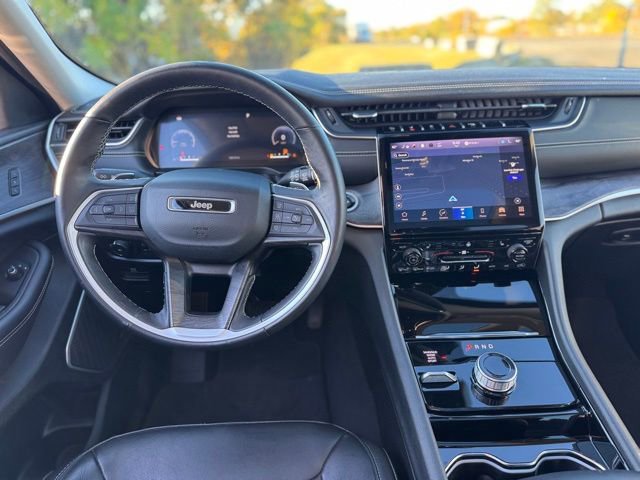 Used 2022 Jeep Grand Cherokee L Limited image 14