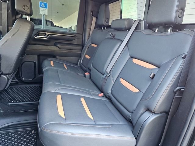 Used 2024 GMC Sierra 2500 AT4 w/ Technology Package AWD/4WD image 21