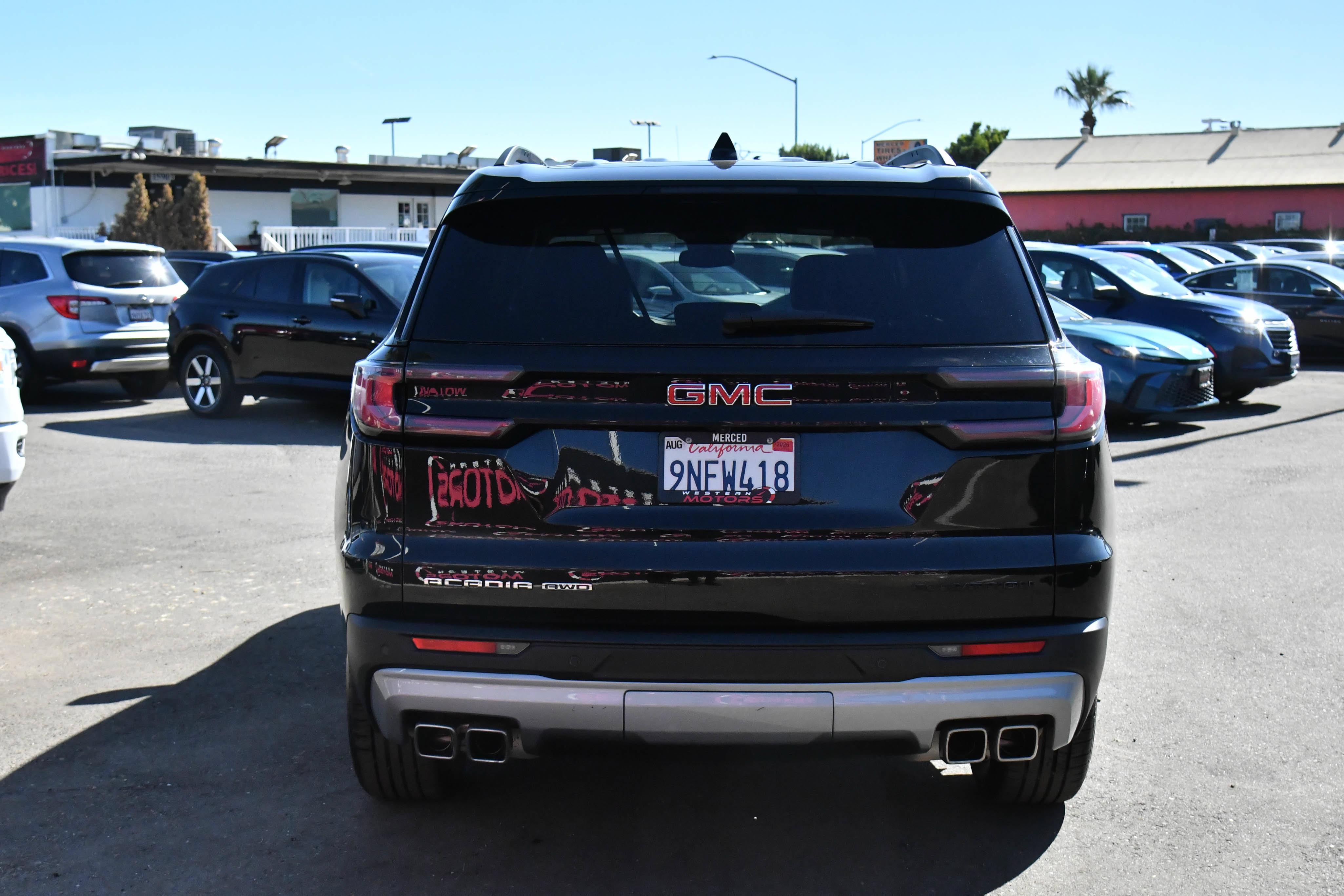 Used 2024 GMC Acadia Elevation AWD/4WD image 7