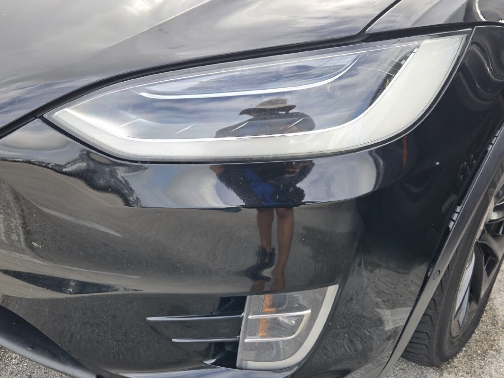 Used 2018 Tesla Model X 75D AWD/4WD image 9