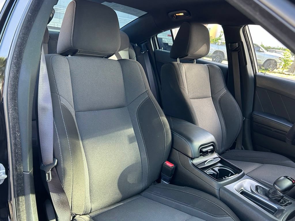 Used 2021 Dodge Charger SXT w/ Blacktop Package RWD image 37