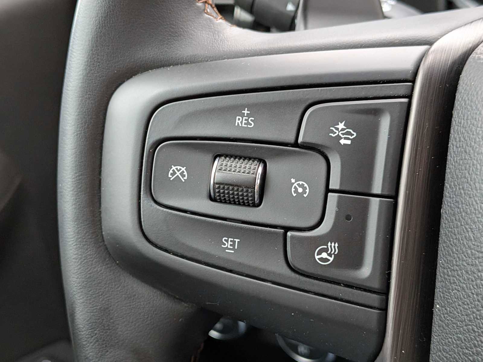 Used 2024 GMC Sierra 1500 AT4 w/ Technology Package image 26