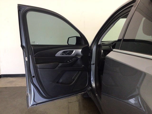 Used 2020 Chevrolet Traverse LS AWD/4WD image 13