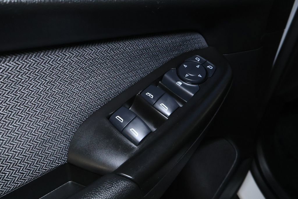 Used 2025 Chevrolet TrailBlazer LT image 12