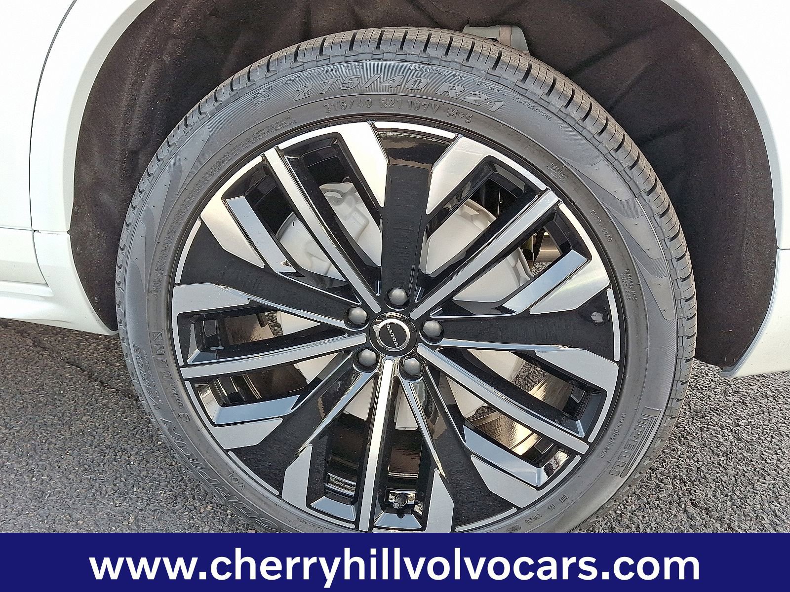 New 2026 Volvo XC90 T8 Plus w/ Protection Package Premier image 6