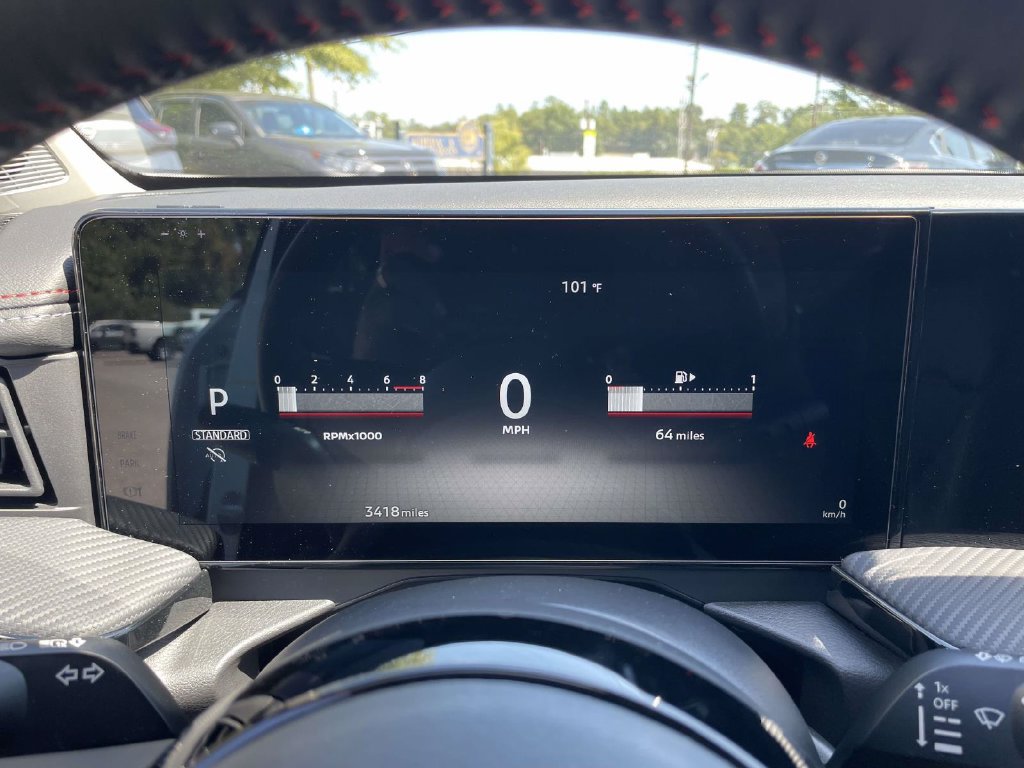 Used 2025 Nissan Kicks SR FWD image 21