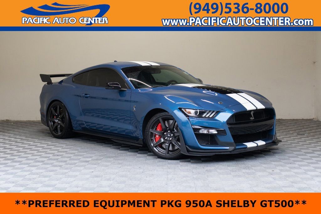 Used 2021 Ford Mustang Shelby GT500 w/ Carbon Fiber Track Pack RWD image 1