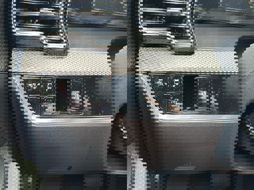 New 2025 Kia Sportage LX image 25