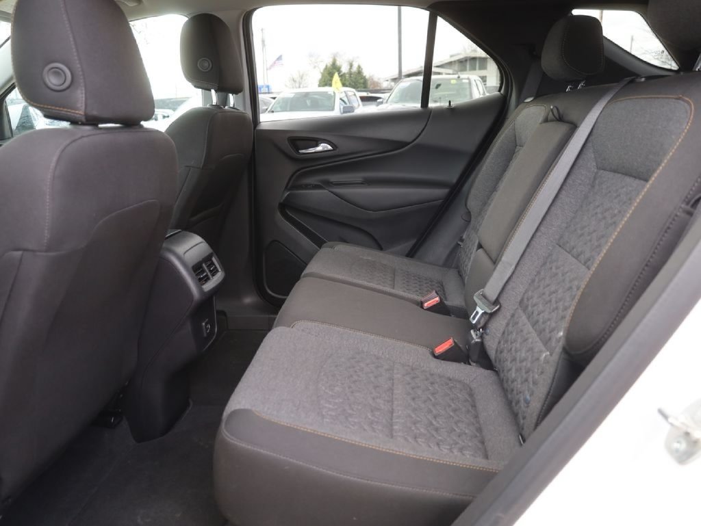 Used 2024 Chevrolet Equinox LT AWD/4WD image 23