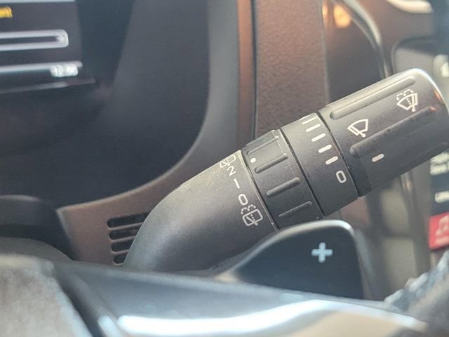 Used 2017 Ford Explorer XLT w/ Equipment Group 202A AWD/4WD image 25