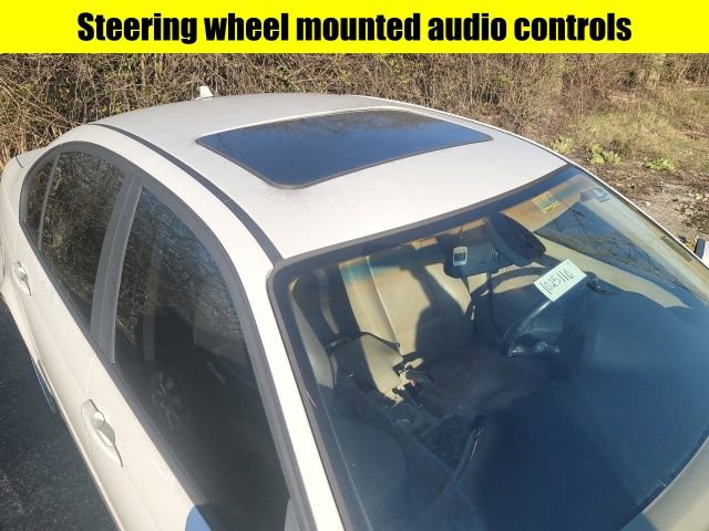 Used 2004 BMW 325i Sedan image 9