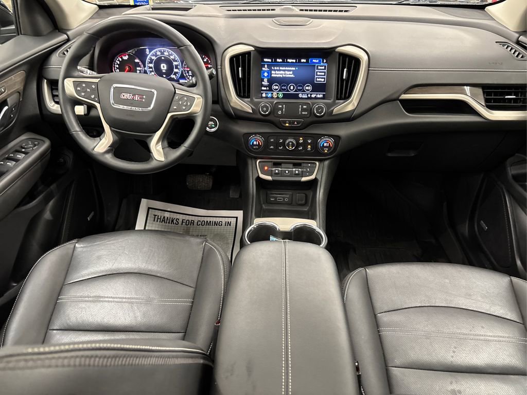 Used 2023 GMC Terrain Denali w/ Black Diamond Edition image 23