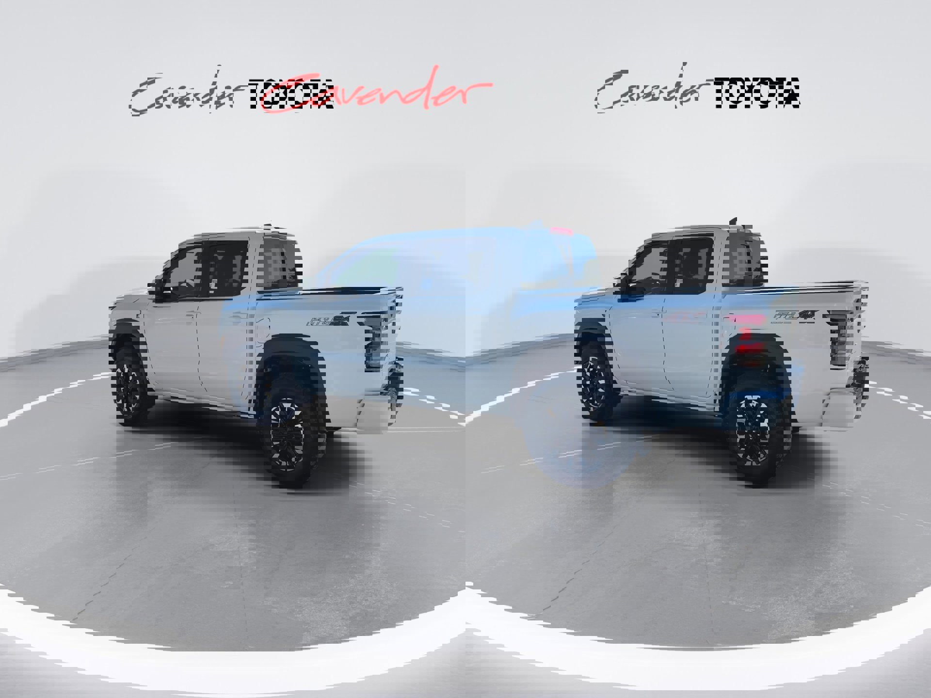 Used 2024 Nissan Frontier PRO-4X w/ Off-Road Protection Package image 6