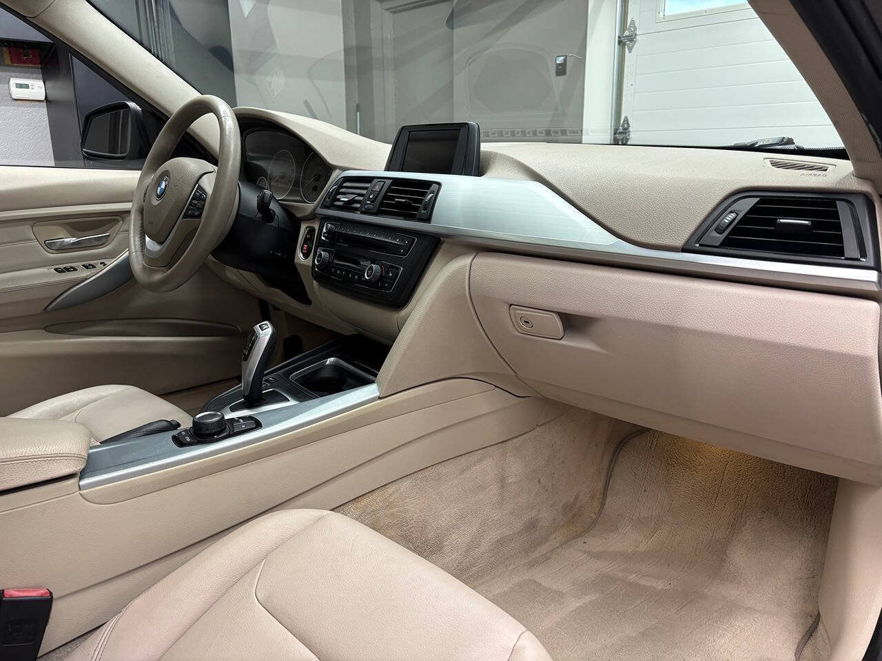 Used 2013 BMW 328i xDrive Sedan AWD/4WD image 24
