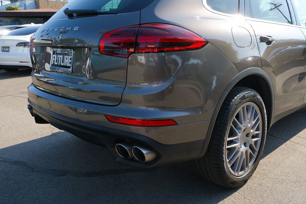 Used 2015 Porsche Cayenne S AWD/4WD image 43