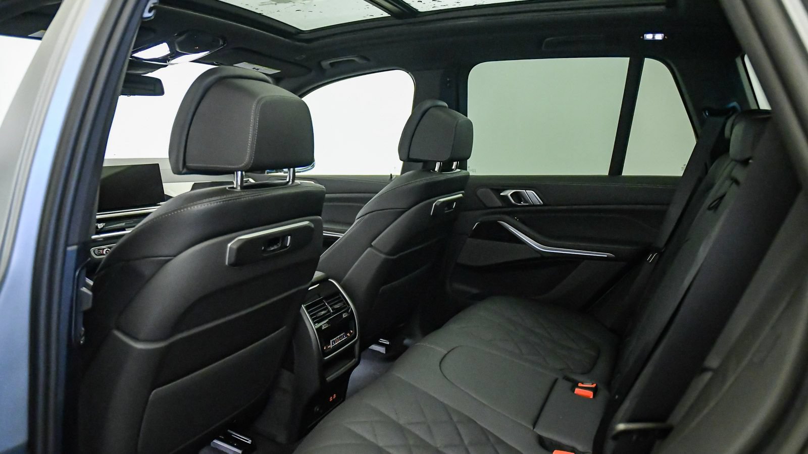 New 2026 BMW X5 xDrive50e AWD/4WD image 21