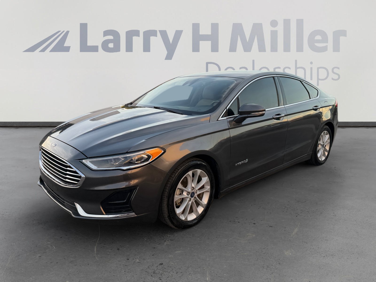 Used 2019 Ford Fusion SEL FWD video 1