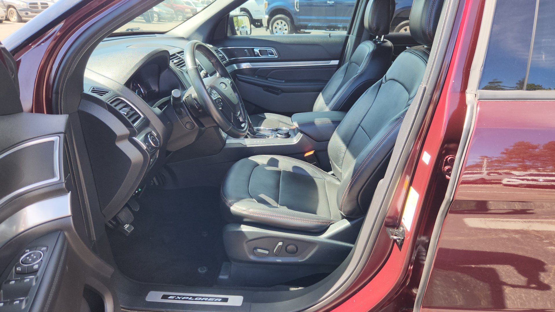 Certified 2019 Ford Explorer Sport w/ Equipment Group 401A AWD/4WD image 19