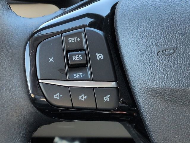 Used 2022 Ford Escape SEL w/ Technology Package image 30