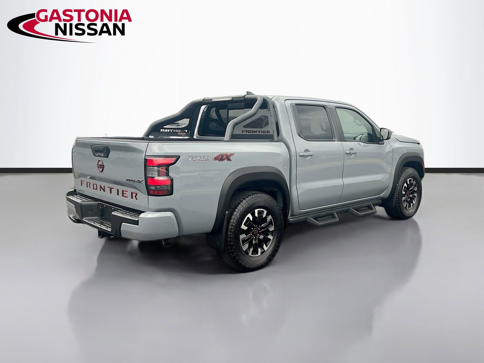 Used 2023 Nissan Frontier PRO-4X w/ Tow Package image 9