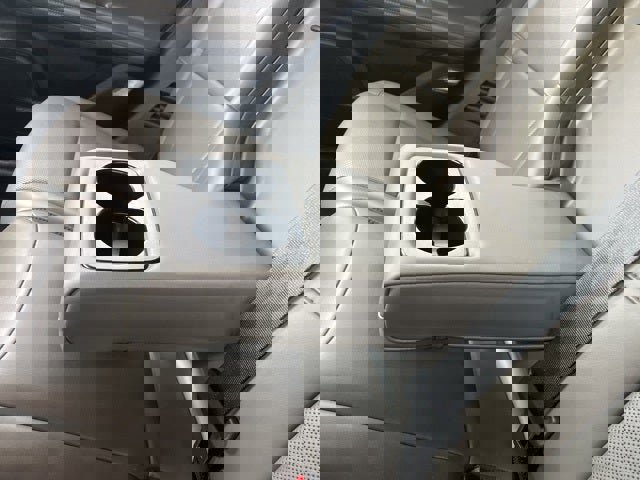 Used 2025 Lincoln Corsair Grand Touring w/ Equipment Group 301A image 14