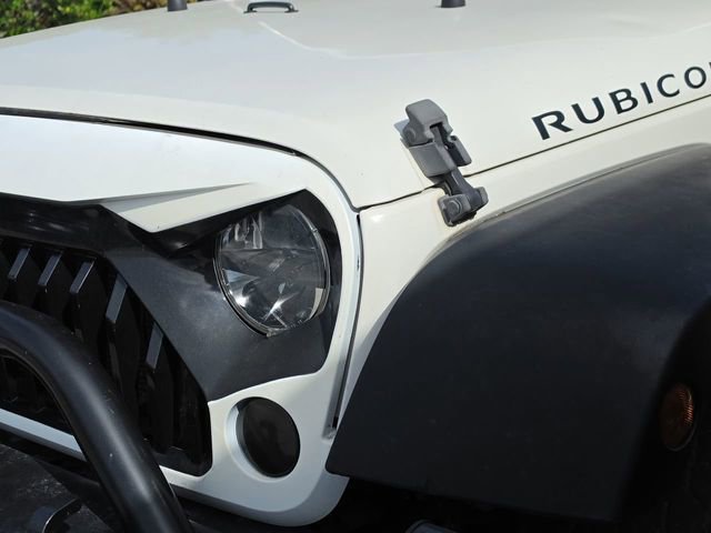 Used 2008 Jeep Wrangler Unlimited Rubicon w/ Dual Top Group image 9