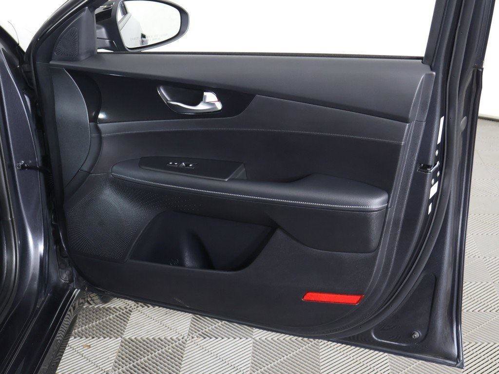 Used 2024 Kia Forte GT-Line image 21