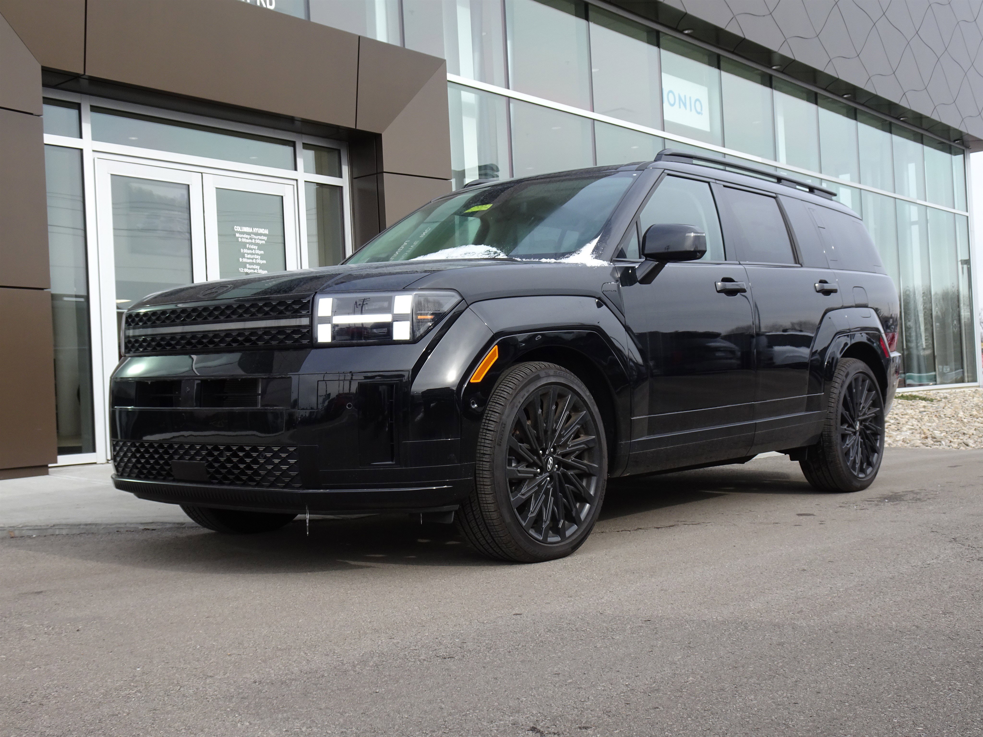 Used 2024 Hyundai Santa Fe Calligraphy AWD/4WD image 1