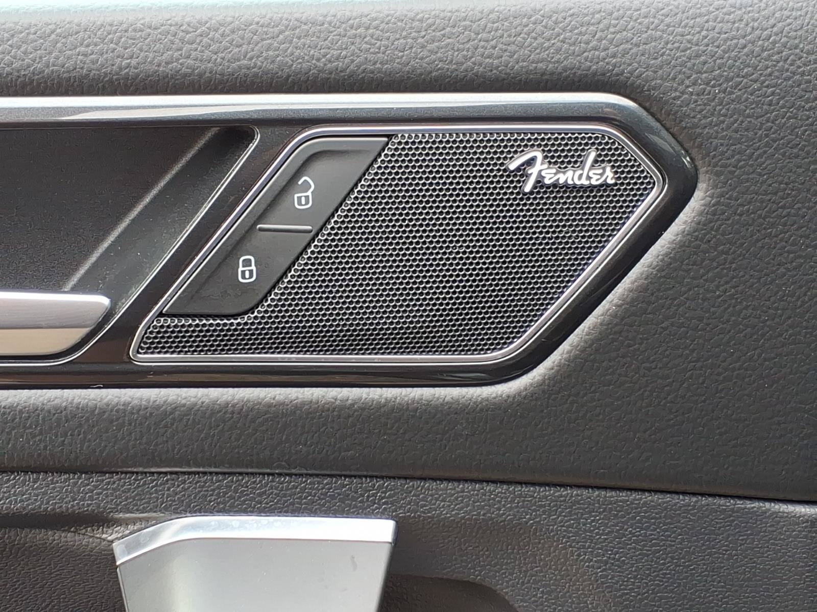 Used 2022 Volkswagen Tiguan SEL R-Line AWD/4WD image 17