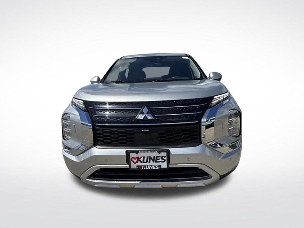 Used 2022 Mitsubishi Outlander SE AWD/4WD image 8