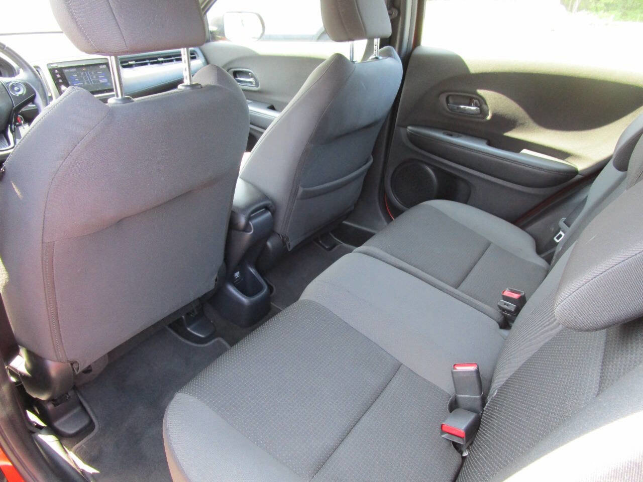 Used 2019 Honda HR-V Sport image 10