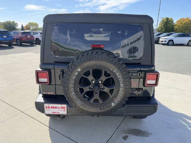 Used 2022 Jeep Wrangler Sport AWD/4WD image 8
