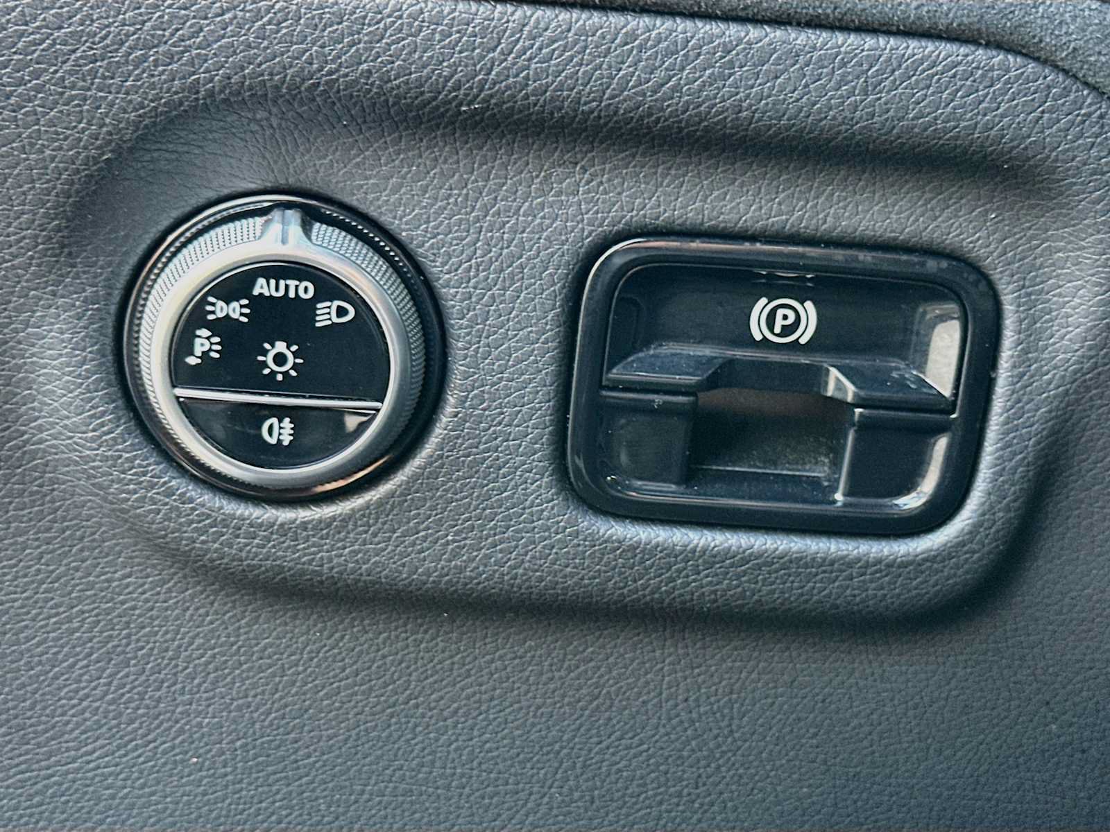 Used 2023 Mercedes-Benz EQE AMG 4MATIC Sedan image 10